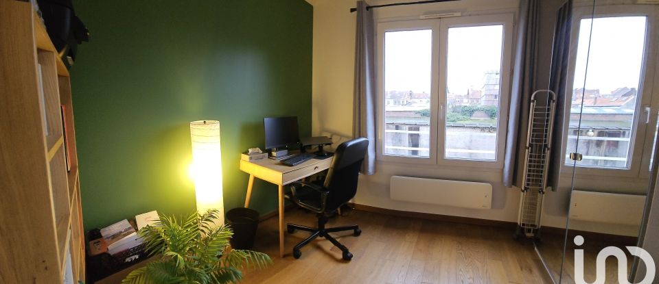 Appartement 4 pièces de 81 m² à Lille (59000)