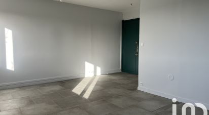 Apartment 2 rooms of 49 m² in Orléans (45000)