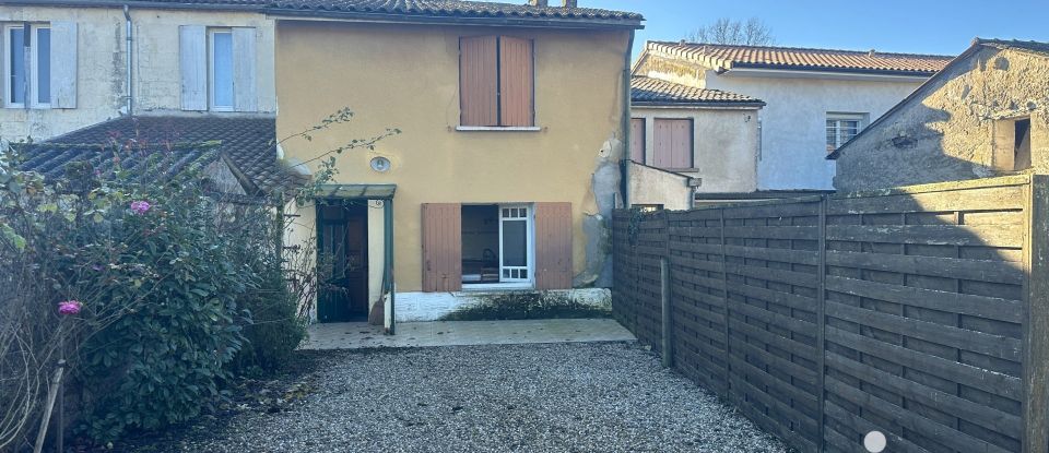 Village house 5 rooms of 121 m² in Montcaret (24230)