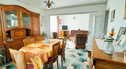 Traditional house 4 rooms of 107 m² in Montigny-le-Chartif (28120)