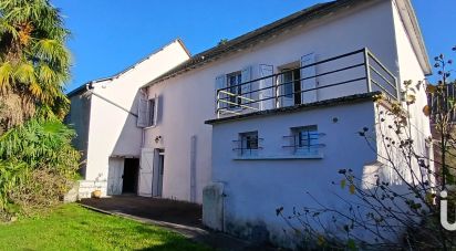 Traditional house 5 rooms of 118 m² in Oloron-Sainte-Marie (64400)