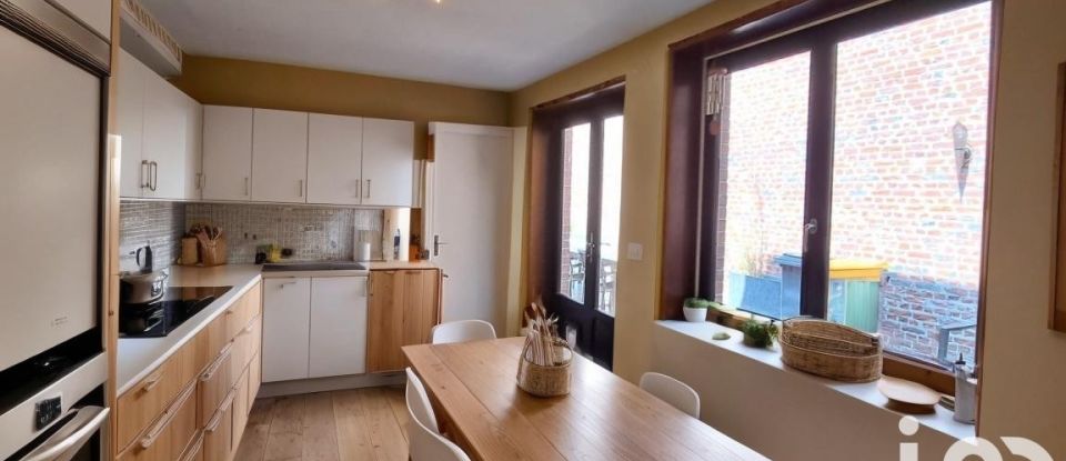 Maison 10 pièces de 198 m² à Roubaix (59100)