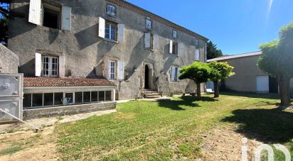 Château 5 pièces de 227 m² à Châteauneuf-de-Galaure (26330)