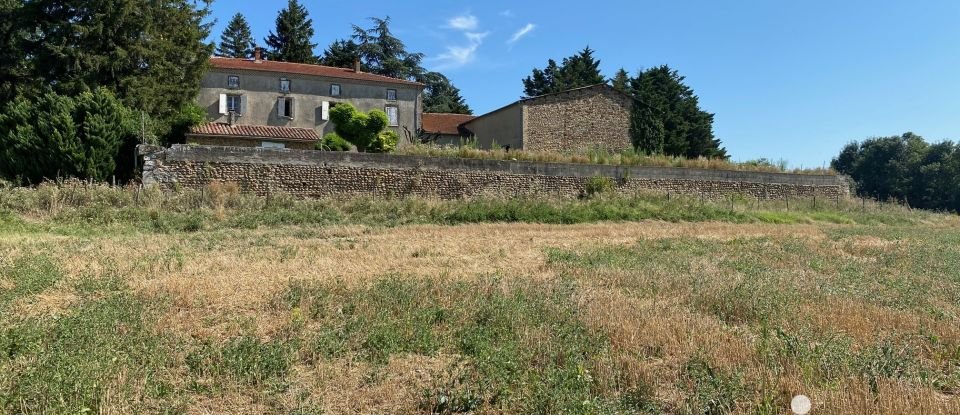 Château 5 pièces de 227 m² à Châteauneuf-de-Galaure (26330)