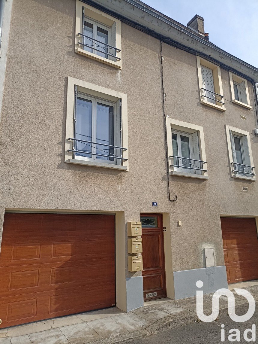 Town house 5 rooms of 89 m² in Chinon (37500)