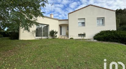 Maison 5 pièces de 107 m² à Saint-Fiacre-sur-Maine (44690)