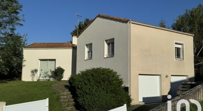 Maison 5 pièces de 107 m² à Saint-Fiacre-sur-Maine (44690)