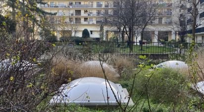 Parking of 13 m² in Paris (75013)