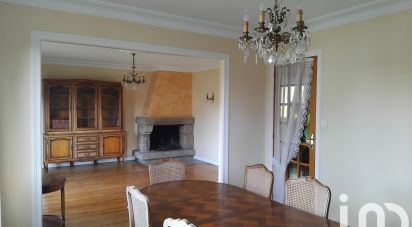 House 5 rooms of 105 m² in Ploërmel (56800)