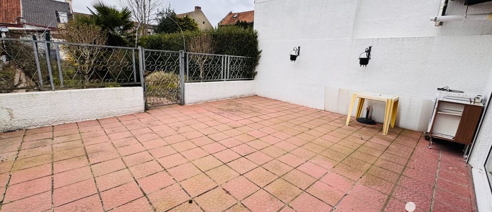 House 5 rooms of 116 m² in Sin-le-Noble (59450)