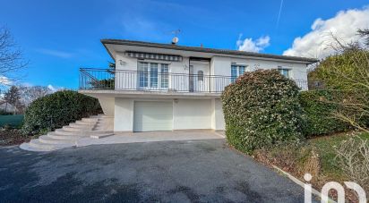 Maison 5 pièces de 134 m² à Quinssaines (03380)