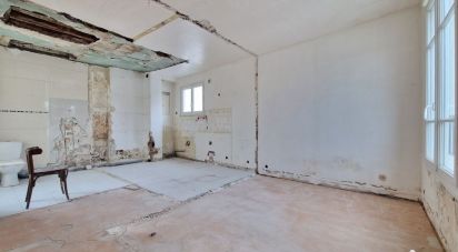 Appartement 4 pièces de 82 m² à Paris (75011)