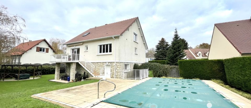 Maison traditionnelle 6 pièces de 182 m² à Dannemois (91490)