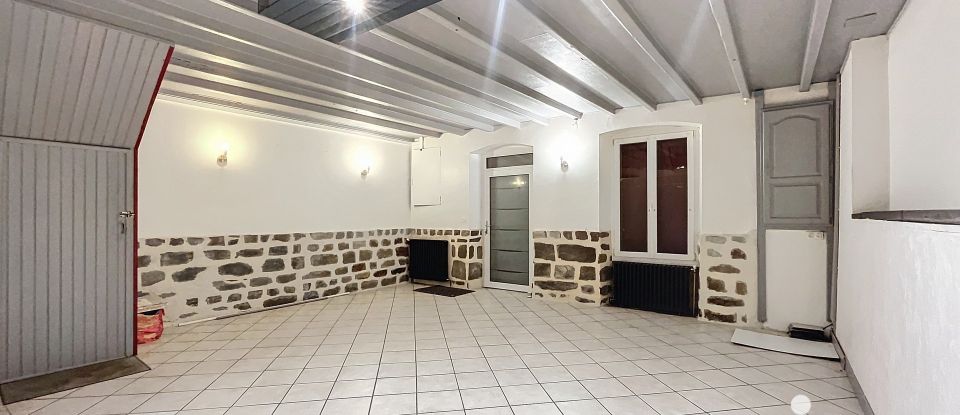 House 8 rooms of 182 m² in Guémené-Penfao (44290)