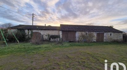 Maison 5 pièces de 95 m² à Saint-Martin-de-Mâcon (79100)