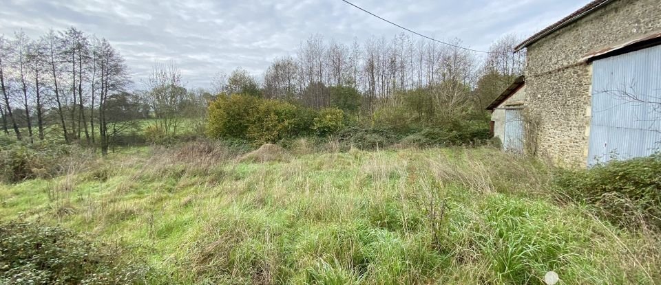 Longère 6 pièces de 160 m² à Saint-Marc-la-Lande (79310)