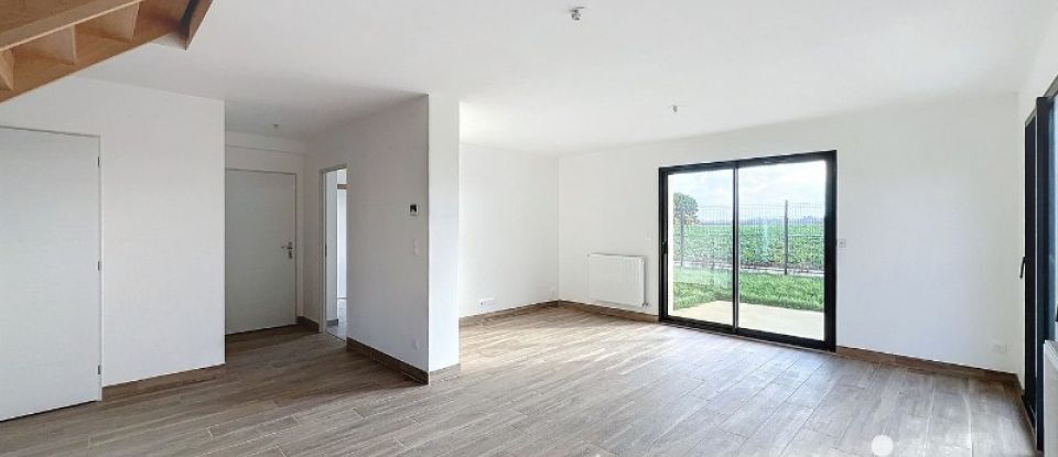 House 6 rooms of 114 m² in Mesnil-Raoul (76520)