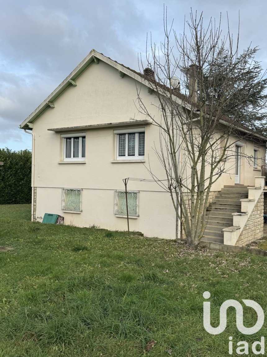 Pavillon 7 pièces de 153 m² à Champigny (89340)