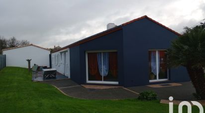 Maison traditionnelle 4 pièces de 115 m² à Brains (44830)