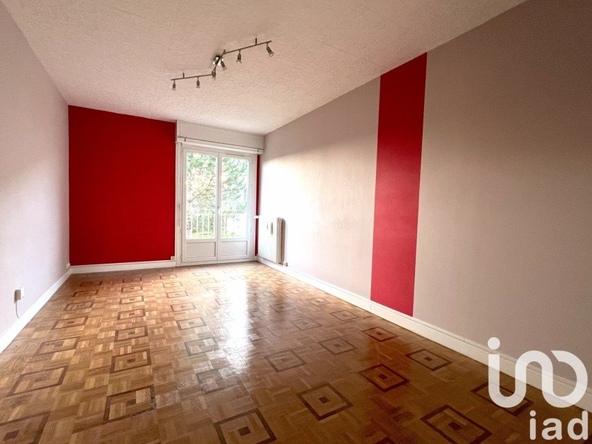 Apartment 3 rooms of 62 m² in Saint-Apollinaire (21850)