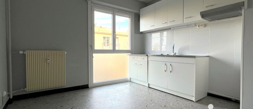 Apartment 3 rooms of 62 m² in Saint-Apollinaire (21850)