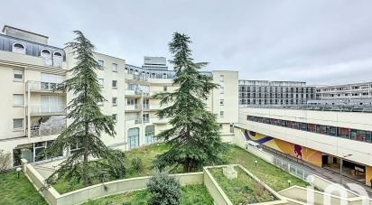 Apartment 3 rooms of 81 m² in Cergy (95000)