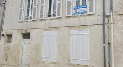 Building in La Rochelle (17000) of 100 m²