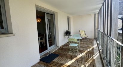 Appartement 3 pièces de 75 m² à Bordeaux (33300)