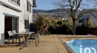 Village house 6 rooms of 197 m² in La Balme-de-Sillingy (74330)