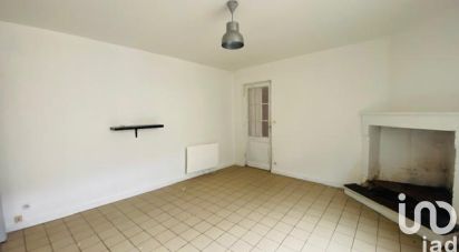 Maison 4 pièces de 95 m² à Val de Virvée (33240)