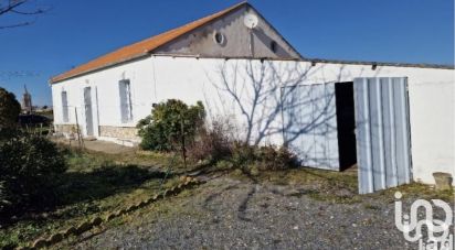 House 4 rooms of 136 m² in Marennes (17320)