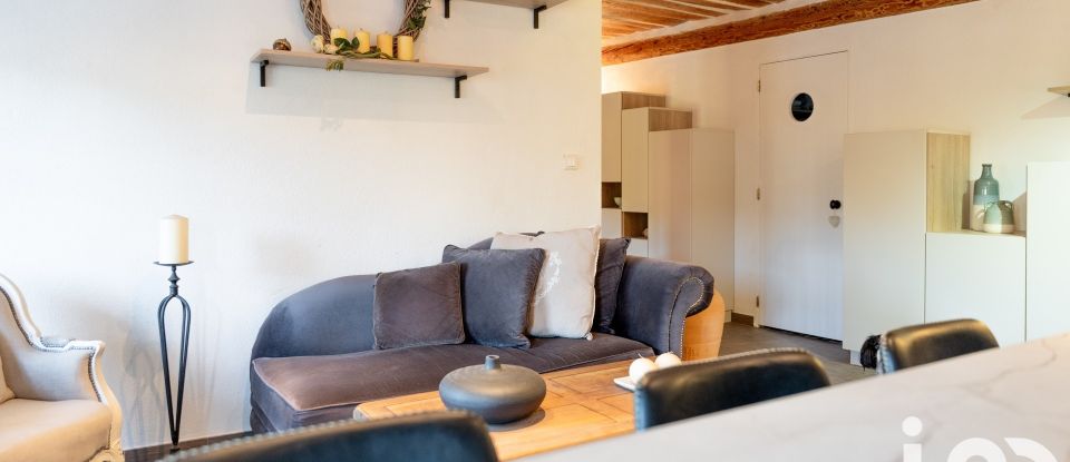 Apartment 2 rooms of 55 m² in Hyères (83400)