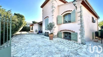 Maison 7 pièces de 270 m² à Sanary-sur-Mer (83110)