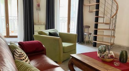 Triplex 3 rooms of 99 m² in Pézenas (34120)