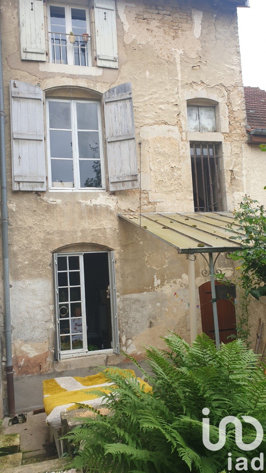 Maison de ville 5 pièces de 147 m² à Neufchâteau (88300)