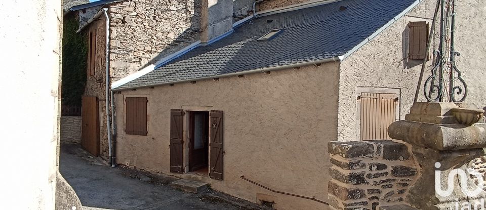 Traditional house 3 rooms of 78 m² in Salles-Curan (12410)