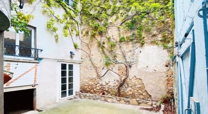 Village house 7 rooms of 156 m² in Roquefort-des-Corbières (11540)