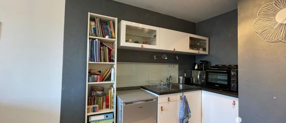 Appartement 2 pièces de 42 m² à Salon-de-Provence (13300)