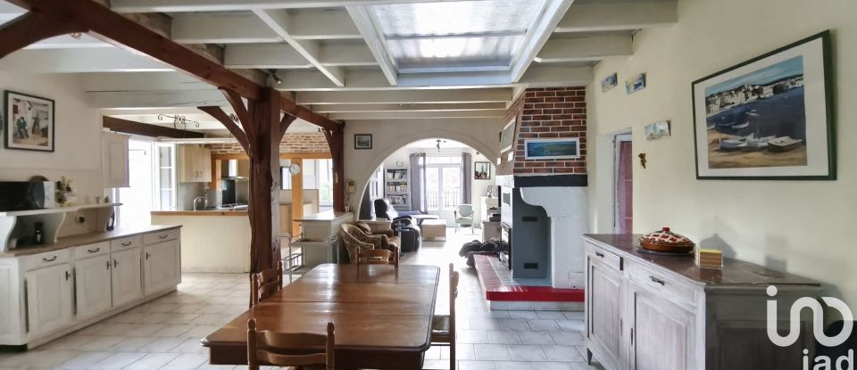 House 8 rooms of 246 m² in Pontenx-les-Forges (40200)