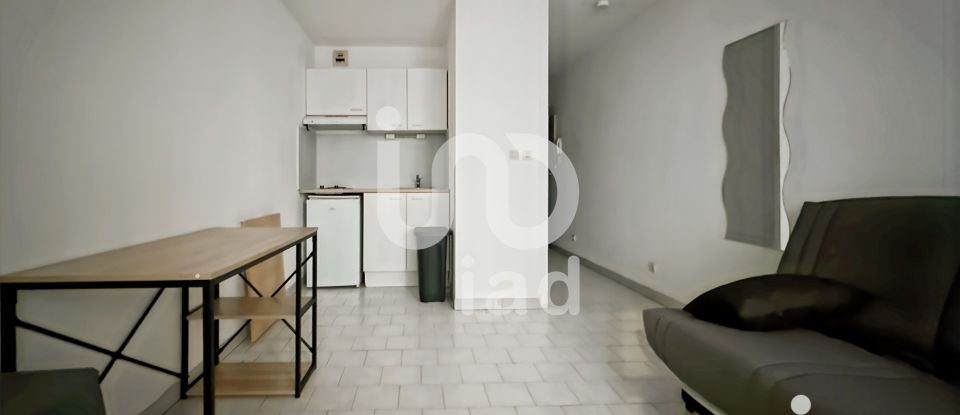 Studio 1 room of 22 m² in Nîmes (30900)