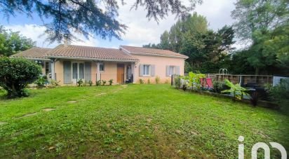 Maison 6 pièces de 128 m² à Puch-d'Agenais (47160)