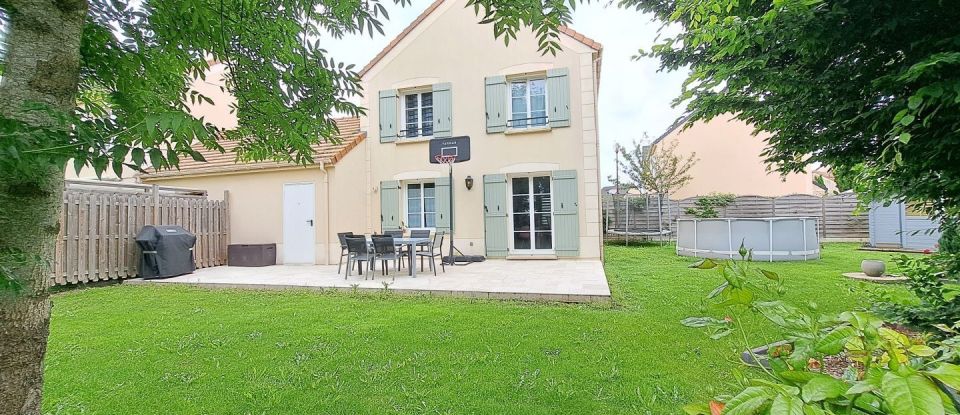 Maison 4 pièces de 91 m² à Tacoignières (78910)