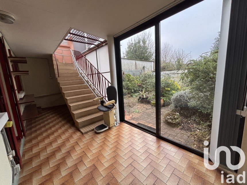 Maison de ville 4 pièces de 87 m² à Châteauroux (36000)