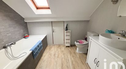 Maison 5 pièces de 110 m² à Ville-Saint-Jacques (77130)