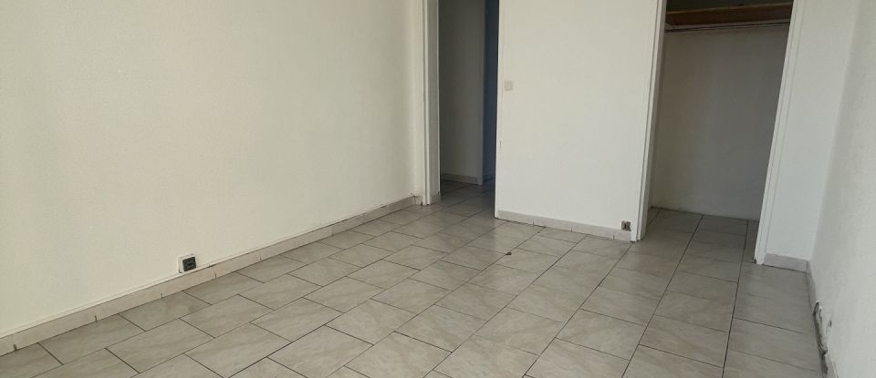 Appartement 3 pièces de 67 m² à Salon-de-Provence (13300)