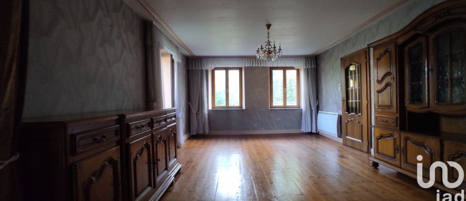 House 5 rooms of 156 m² in Vescheim (57370)