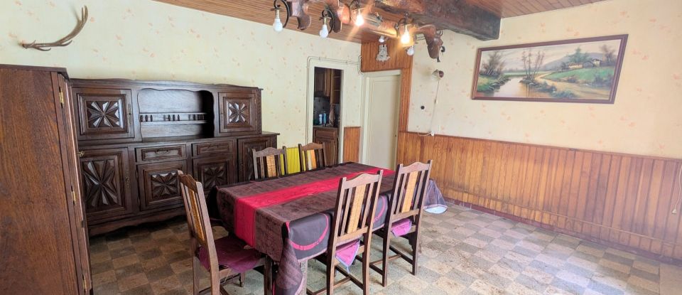 Country house 7 rooms of 162 m² in Montjoie-en-Couserans (09200)