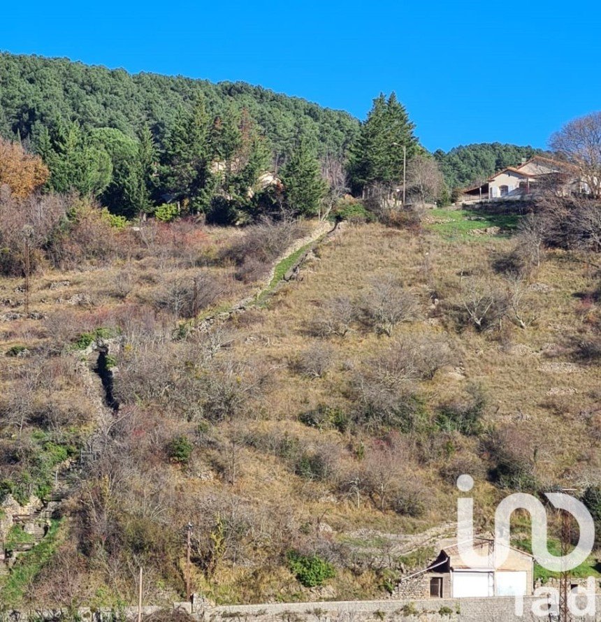 Terrain de 2 695 m² à Coux (07000)