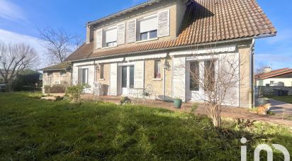 Traditional house 5 rooms of 156 m² in La Villedieu-du-Clain (86340)