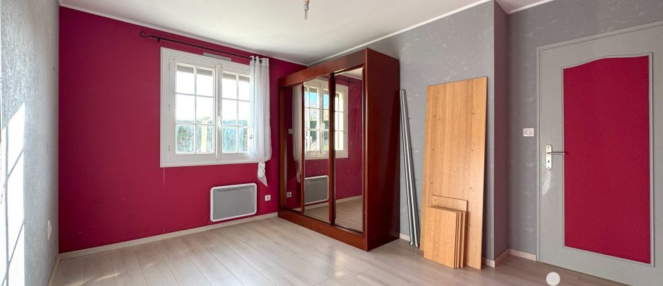 Maison 7 pièces de 144 m² à L'Orbrie (85200)